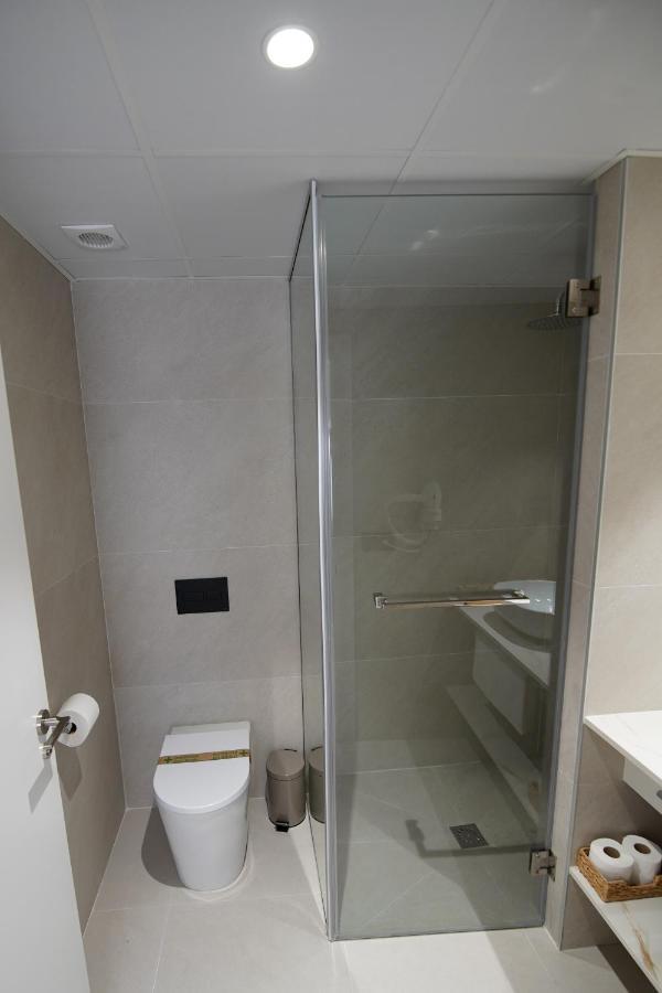 Bet Apartments - Suites Puerto Valencia Valência Exterior foto