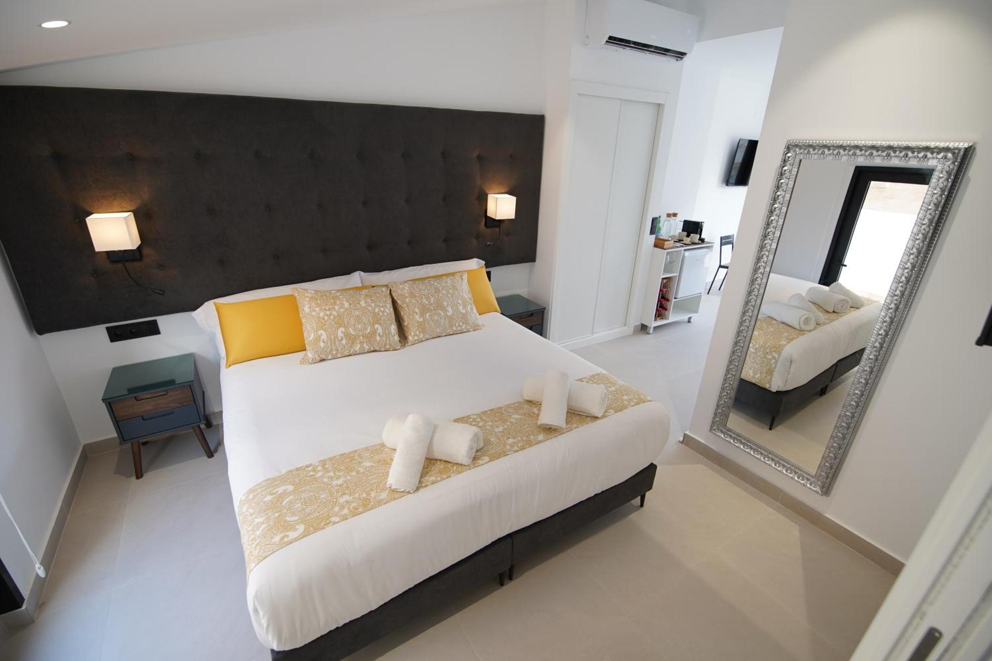 Bet Apartments - Suites Puerto Valencia Valência Exterior foto